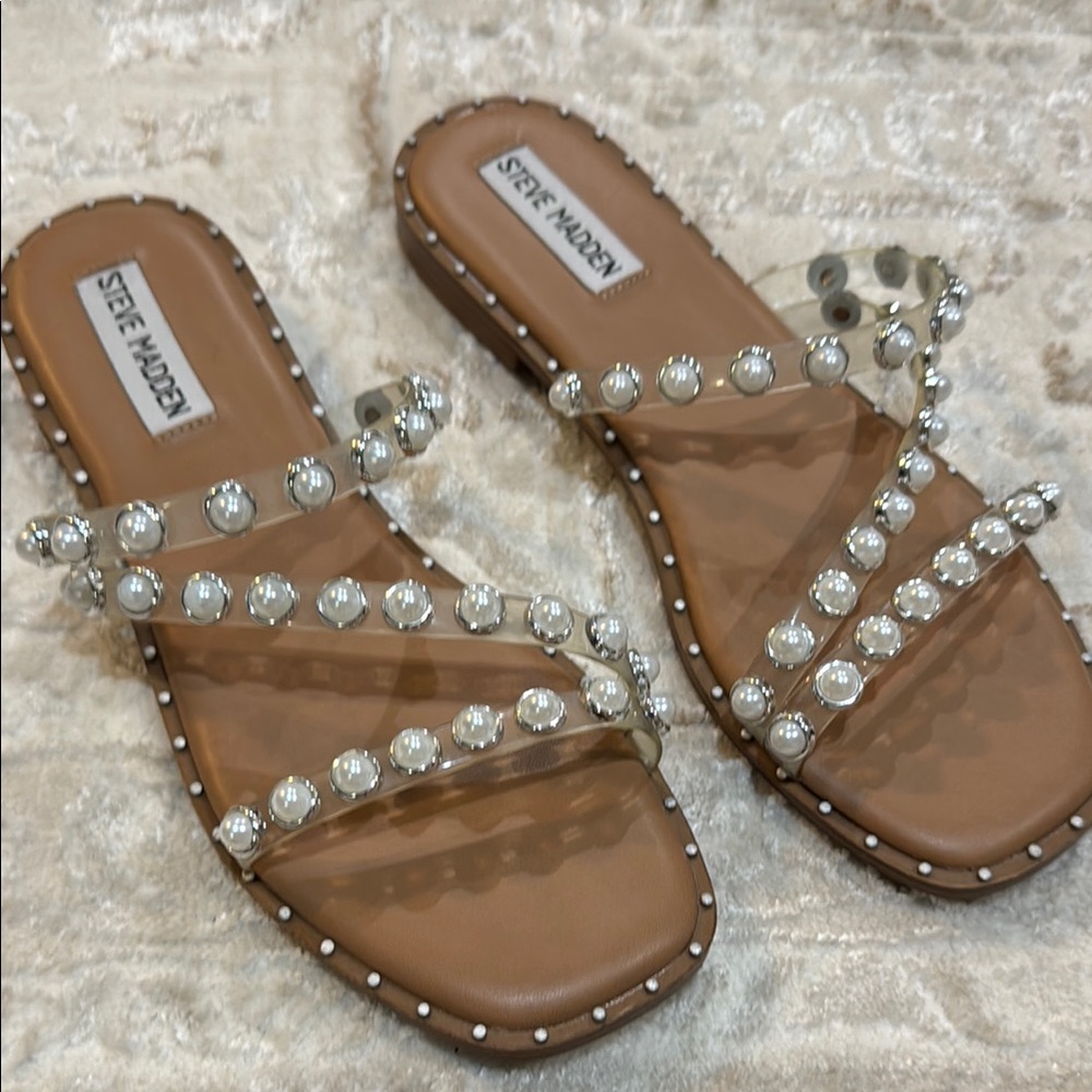 Steve Madden Tan Crisscross Sandals with Studs